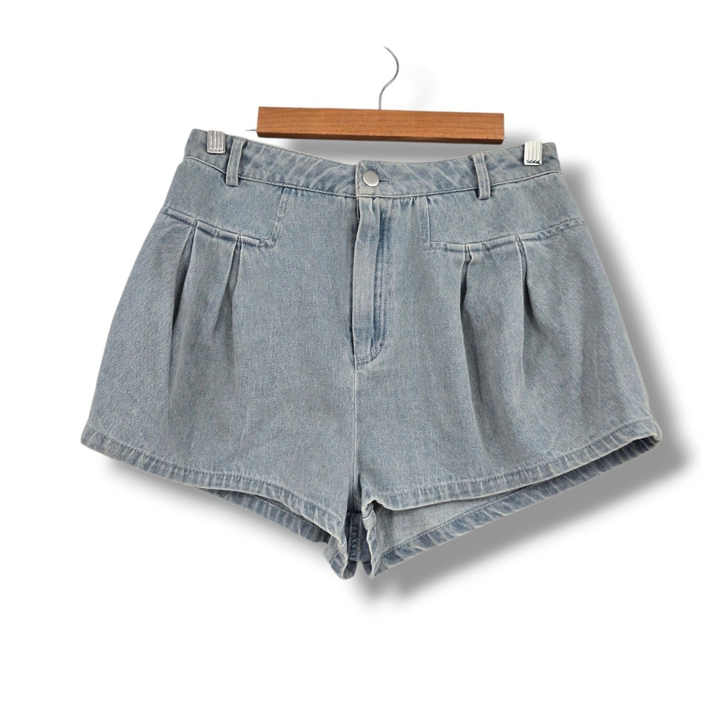 Pants Store Womens Light Wash Pleated High Rise Denim Shorts Size Small